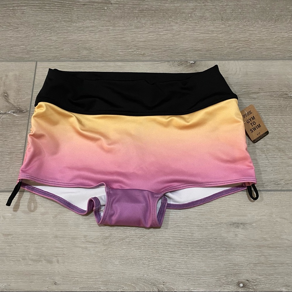 PINK ACTIVE Gym to Swim Ruched Shorts Bottoms (Victoria Secret)
